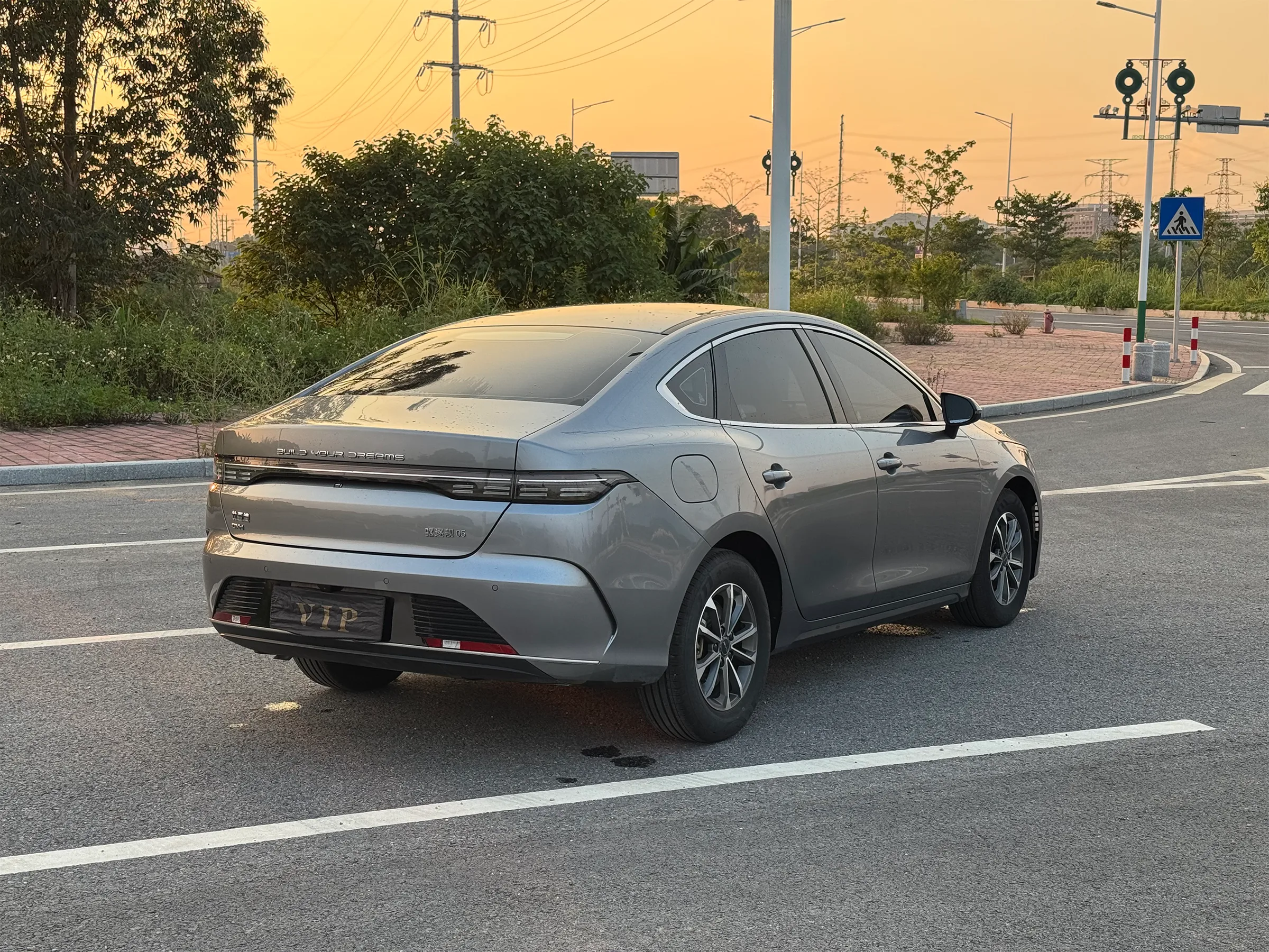 BYD Destroyer 05 DM-i 2023 4