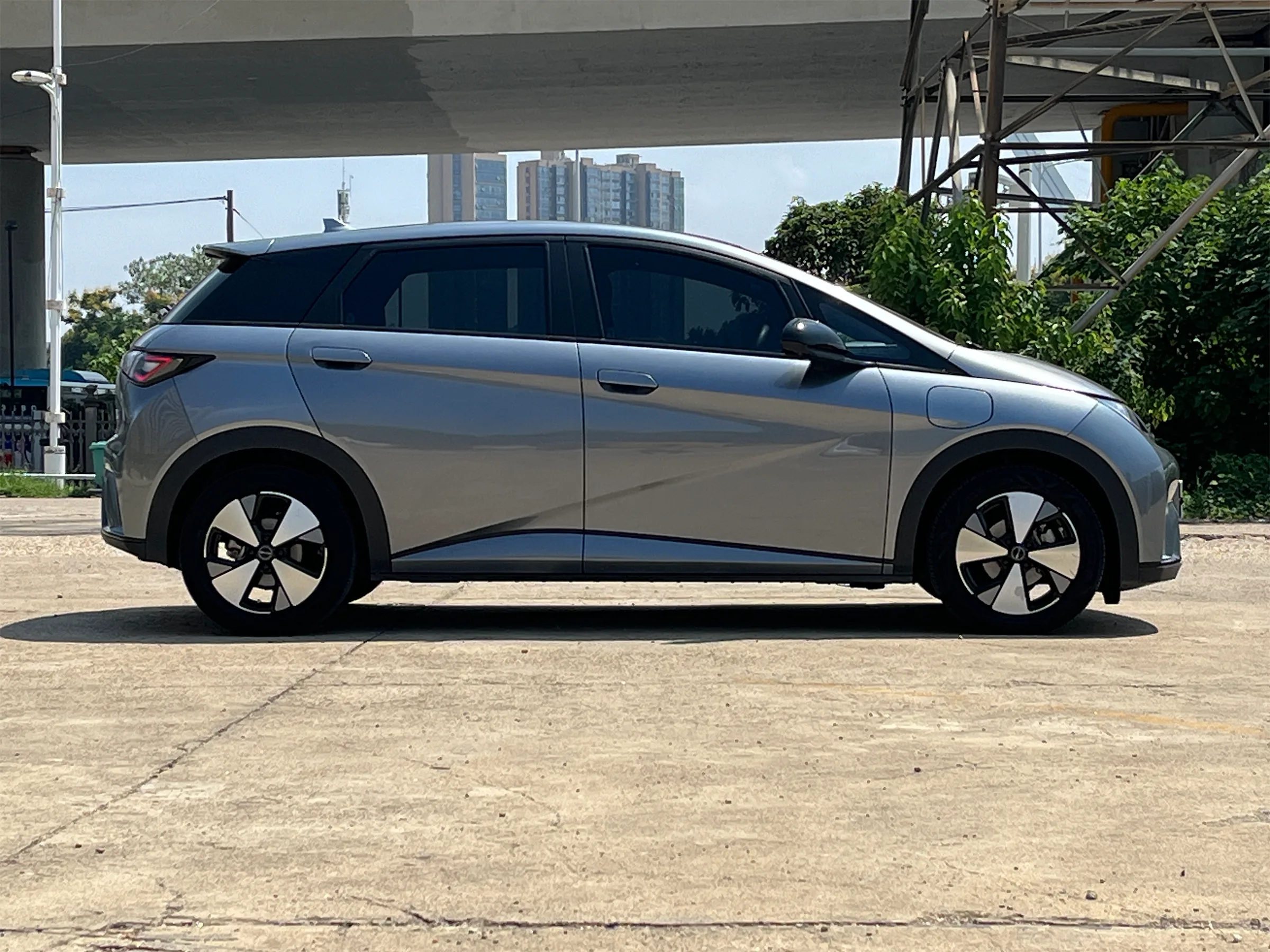 BYD Dolphin 2023-2024 4