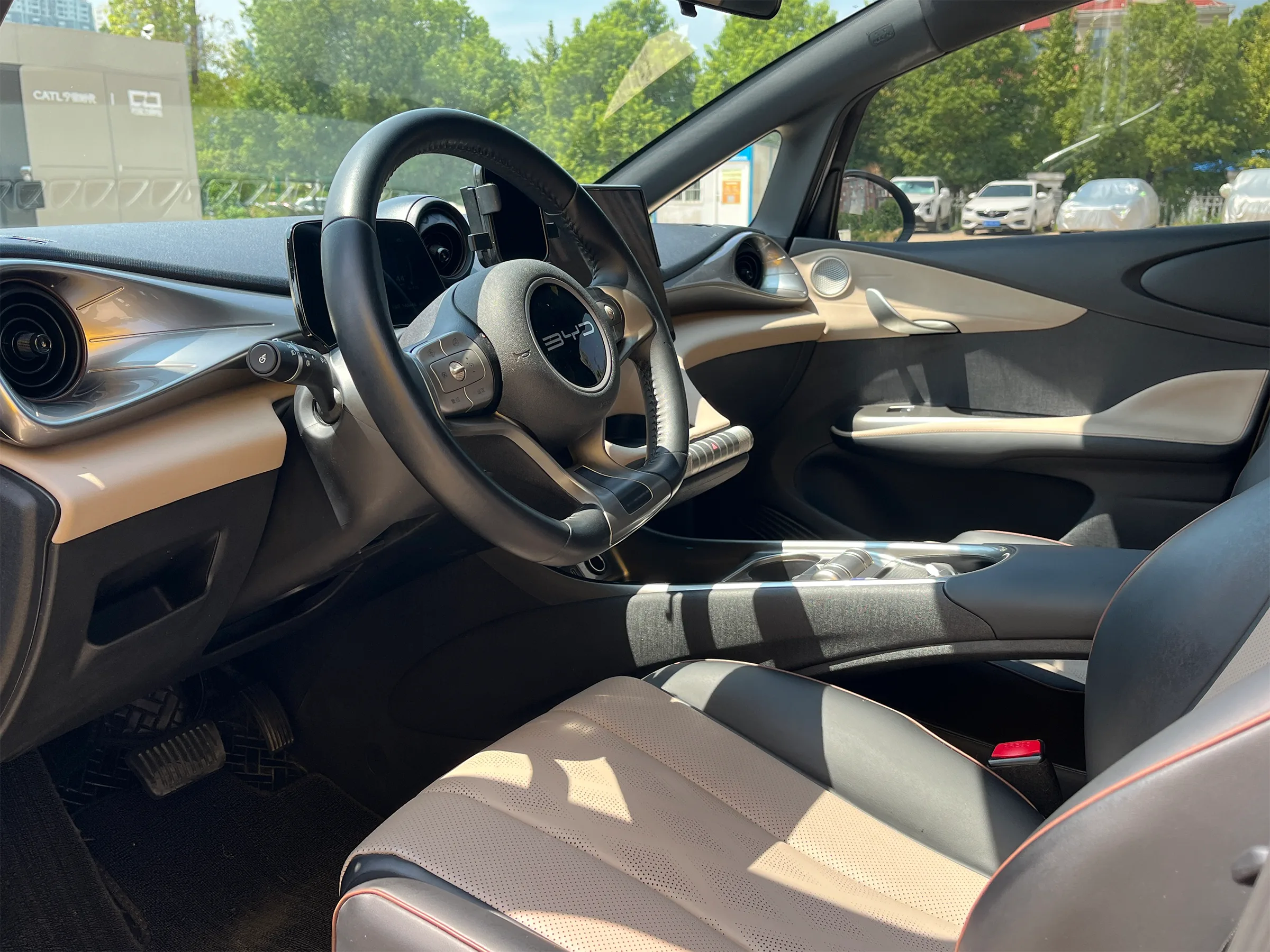 BYD Dolphin 2023-2024 6