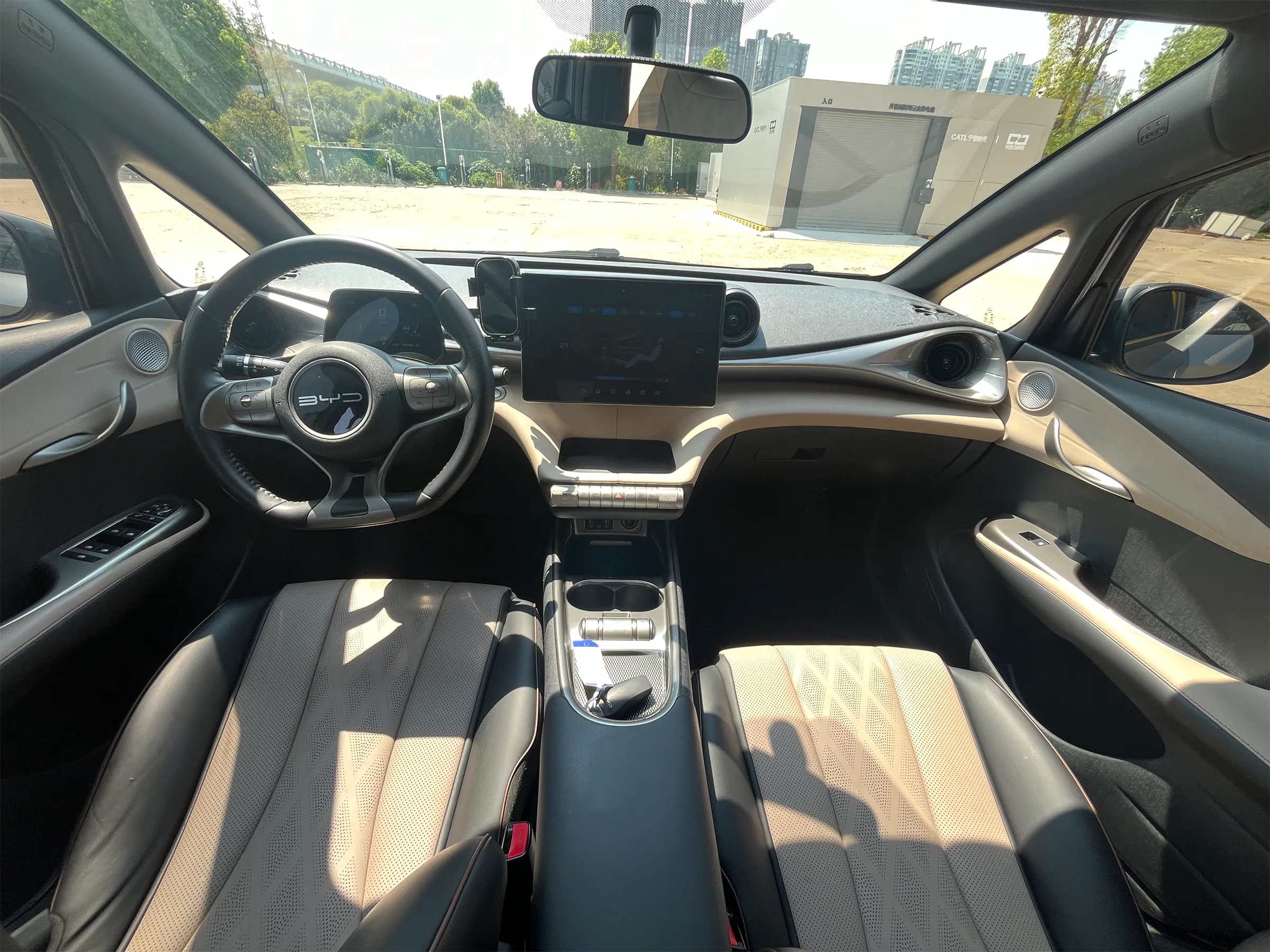 BYD Dolphin 2023-2024 7