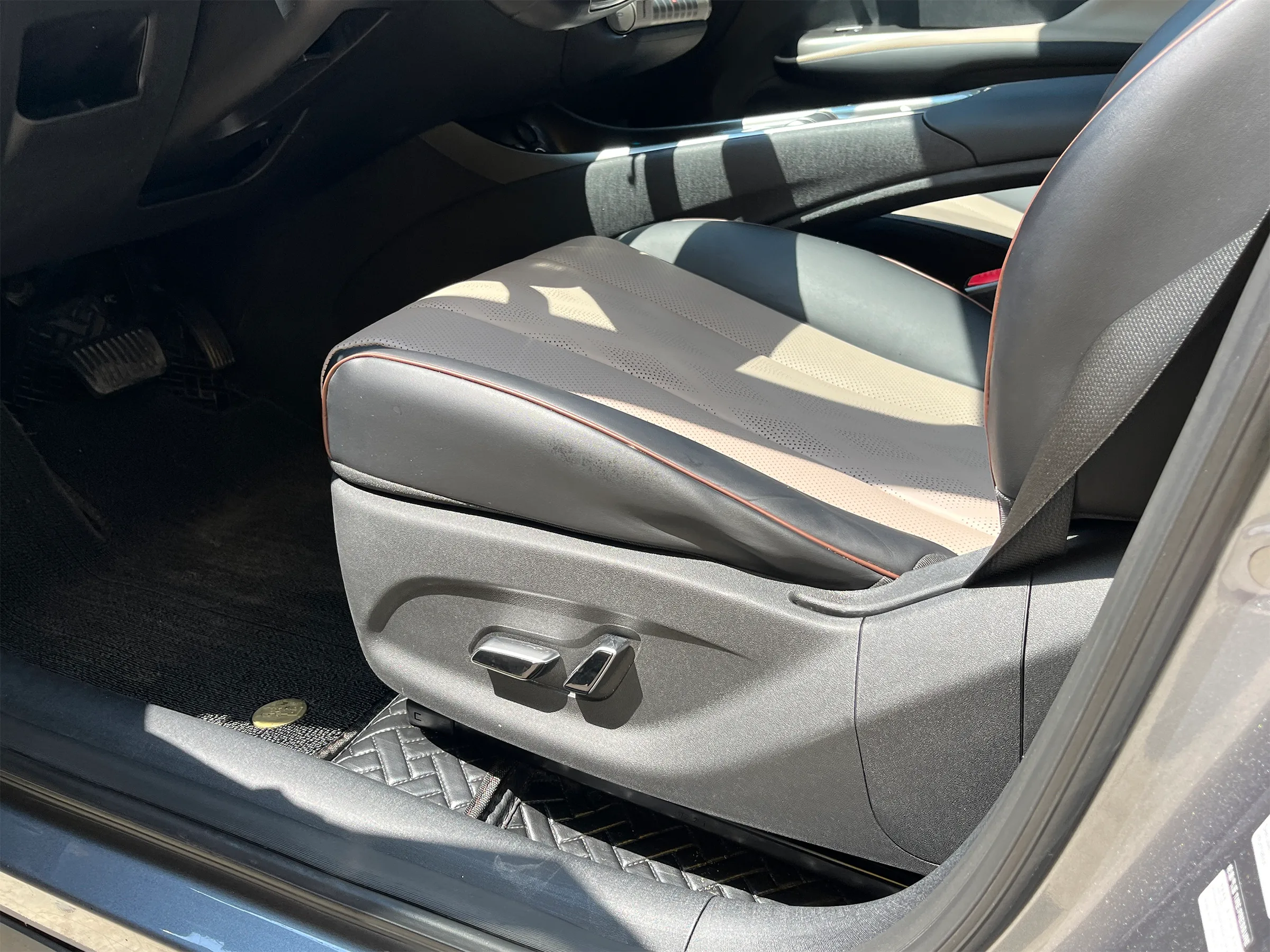 BYD Dolphin 2023-2024 9