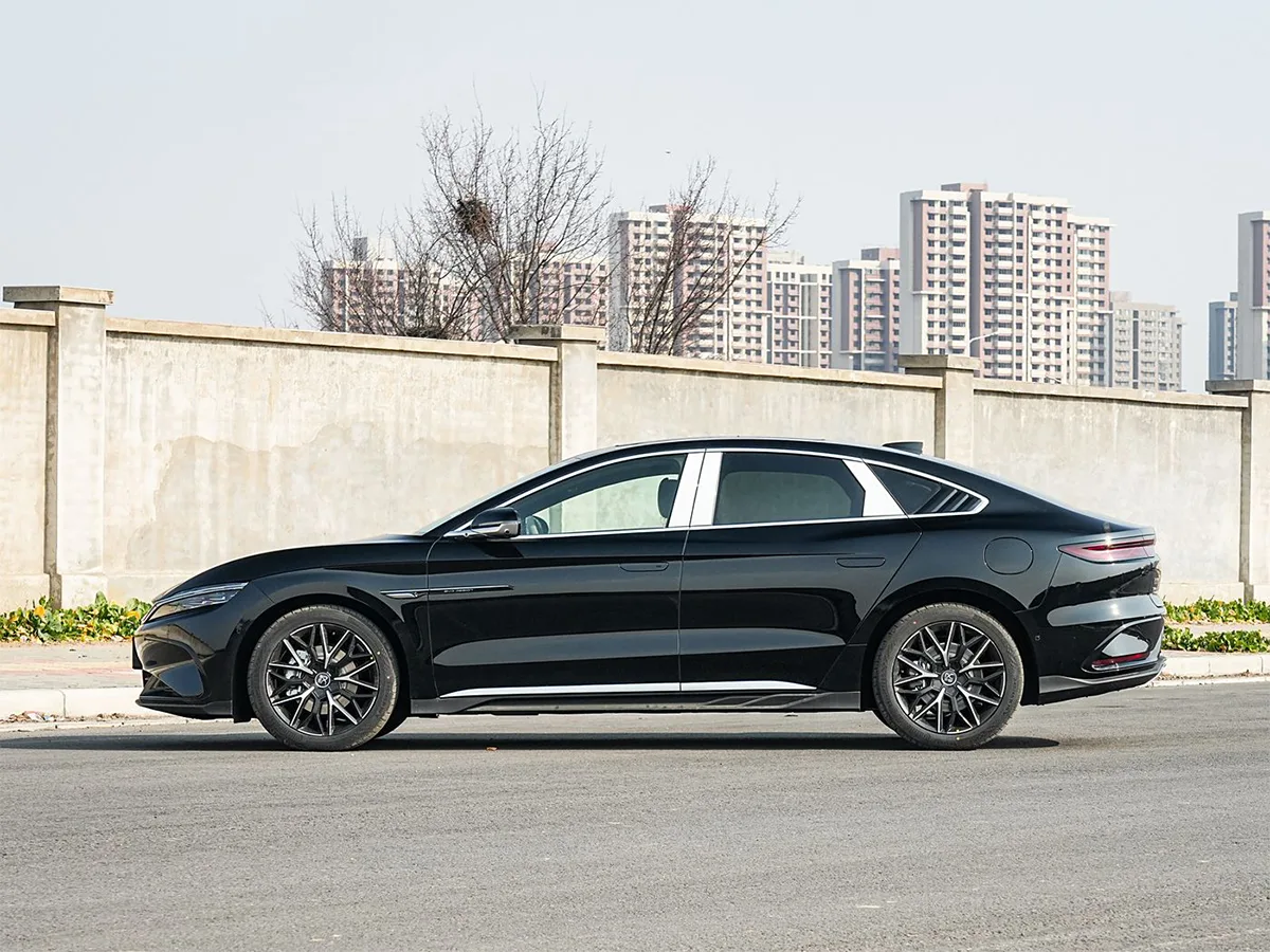 BYD Han BEV 4
