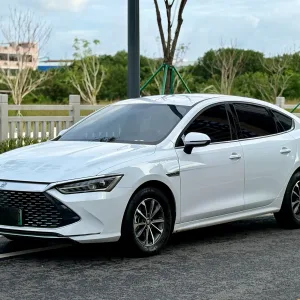 BYD Qin Plus DM-i 2023 1