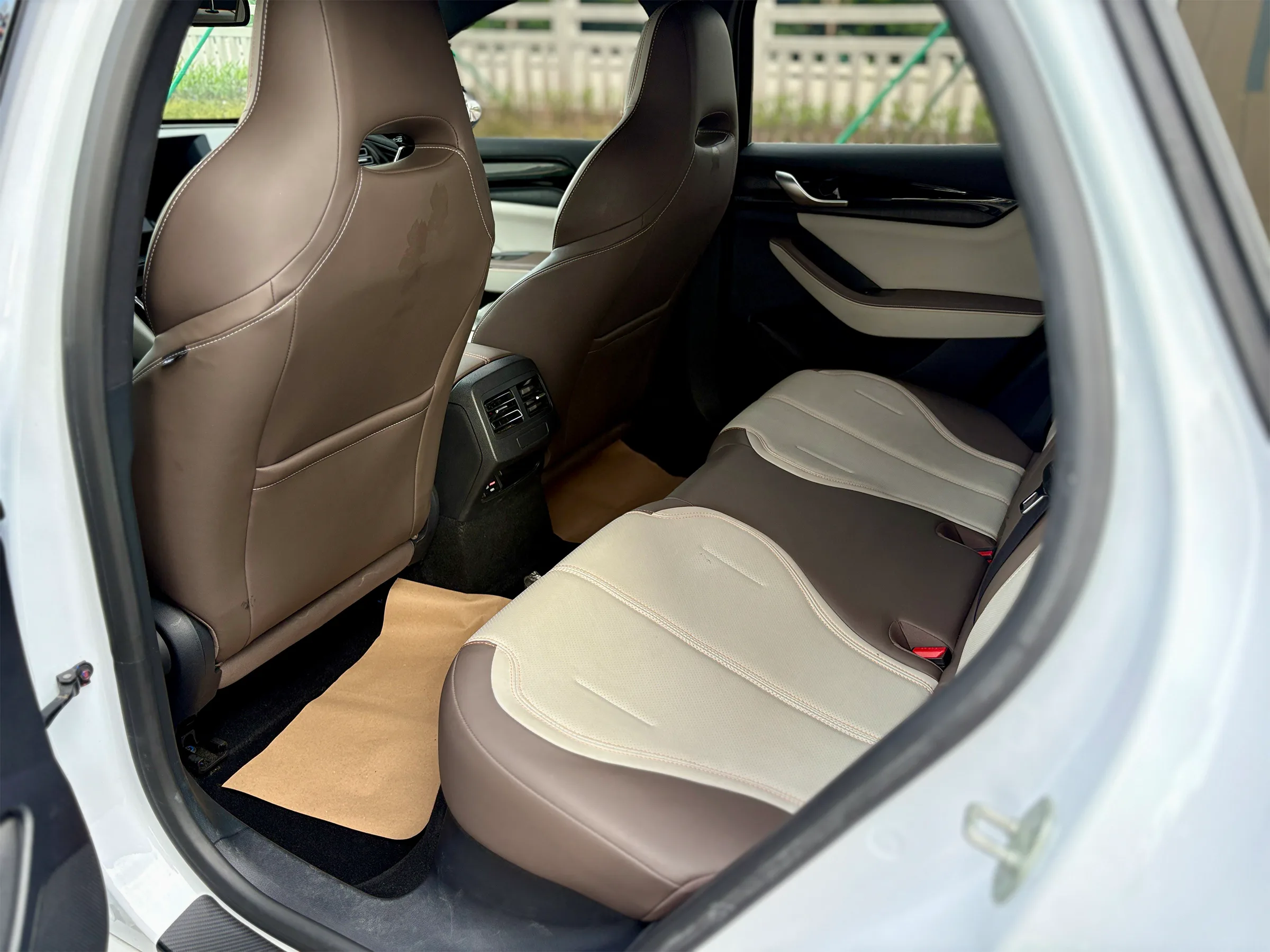 BYD Qin Plus DM-i 2023 12