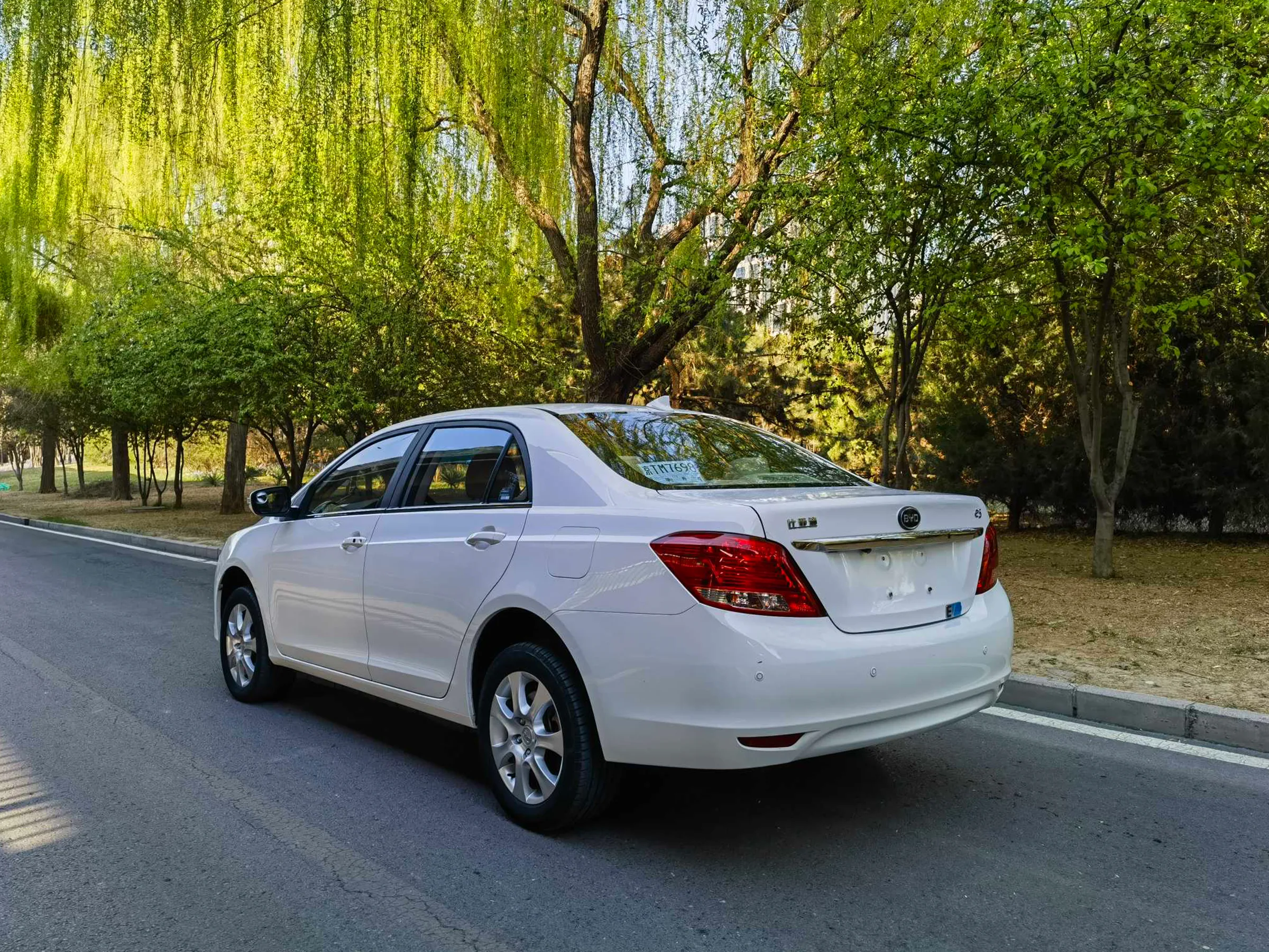 BYD E5 2017 4