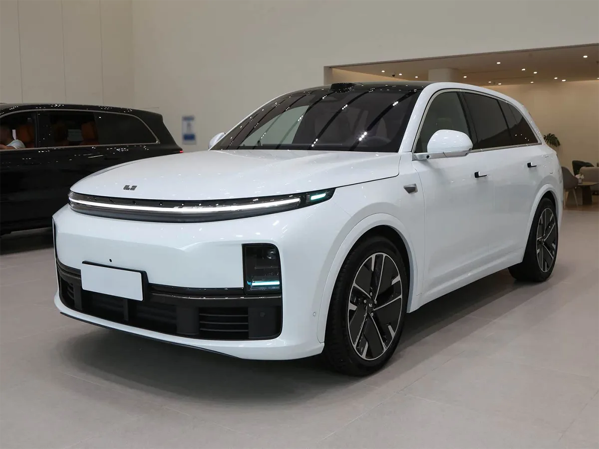 Li Auto L7 White_1 Li Auto L7 White_1