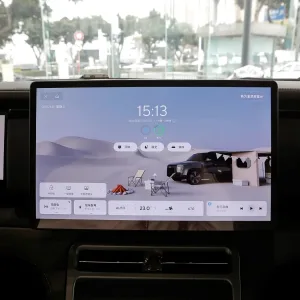 ROX 01 interior black_4