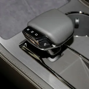 ROX 01 interior black_5