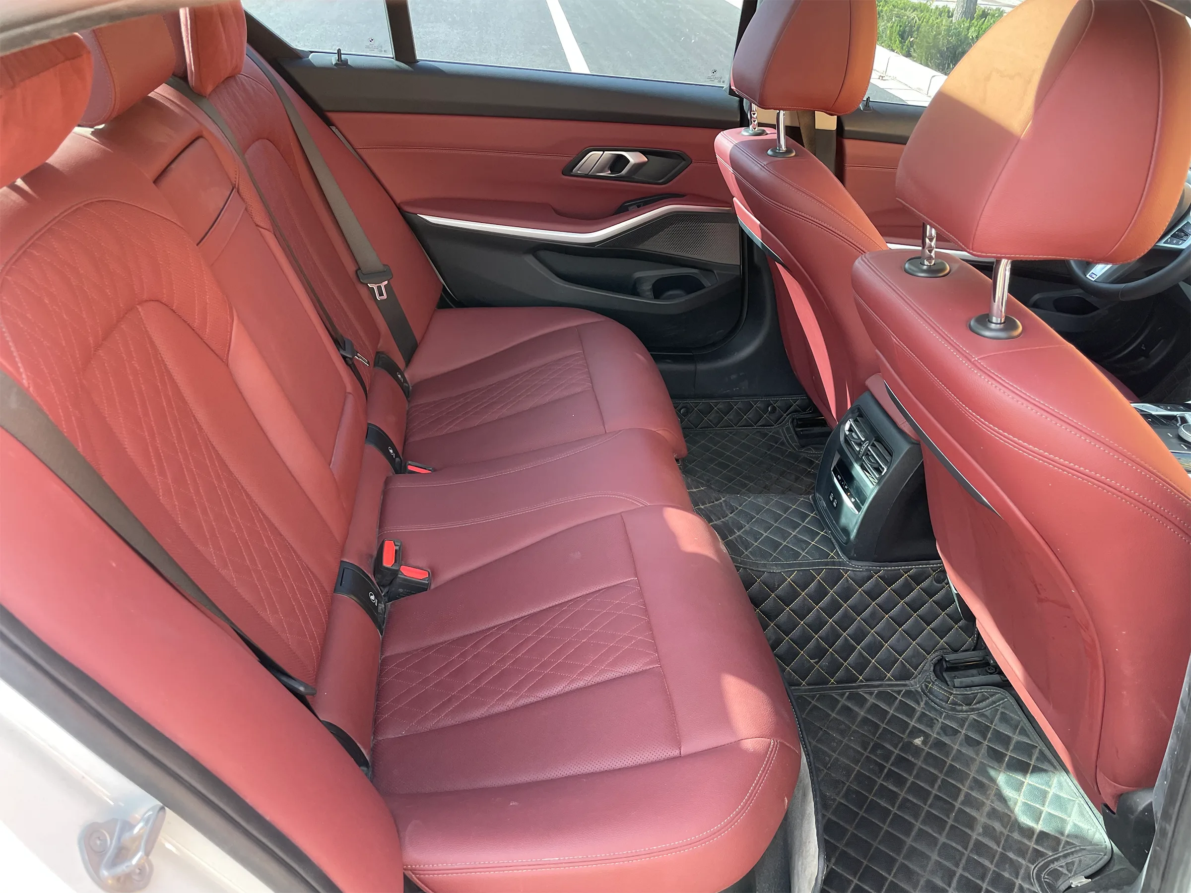 BMW 320Li M 2023-2024 11