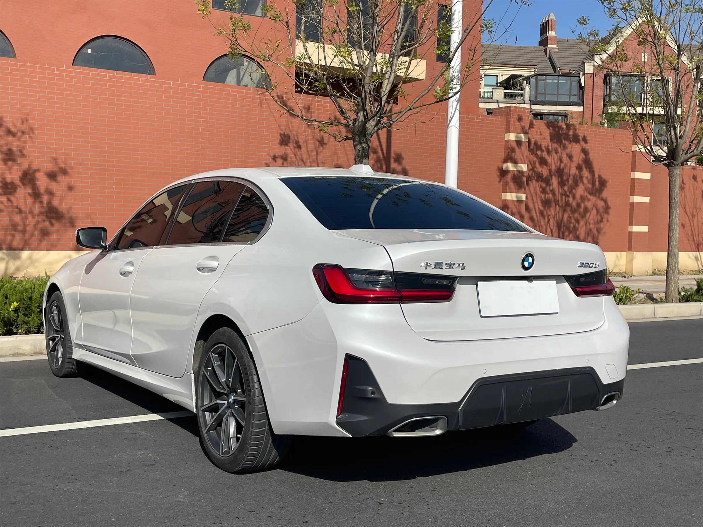 BMW 320Li M 2023-2024 4