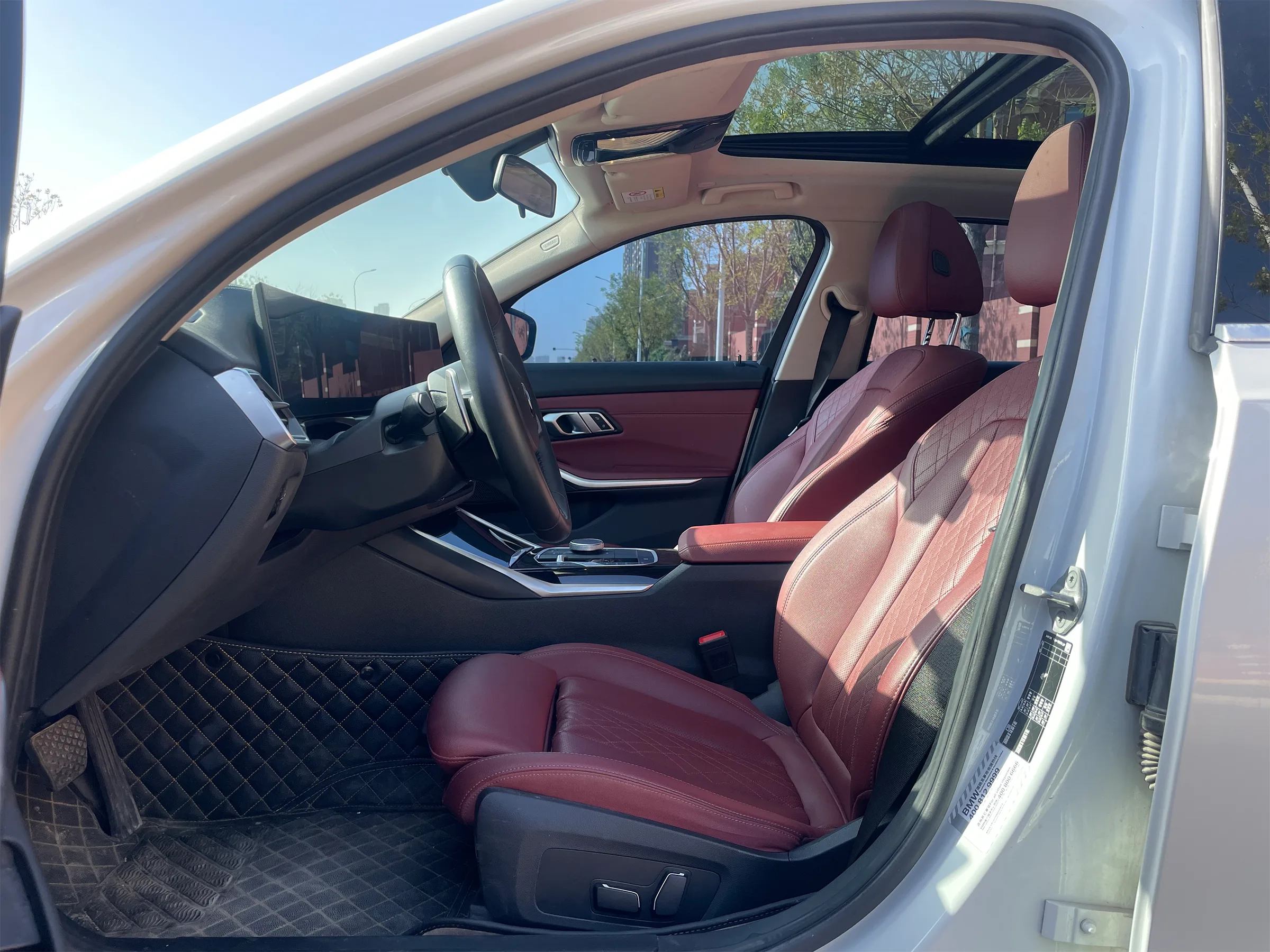 BMW 320Li M 2023-2024 9