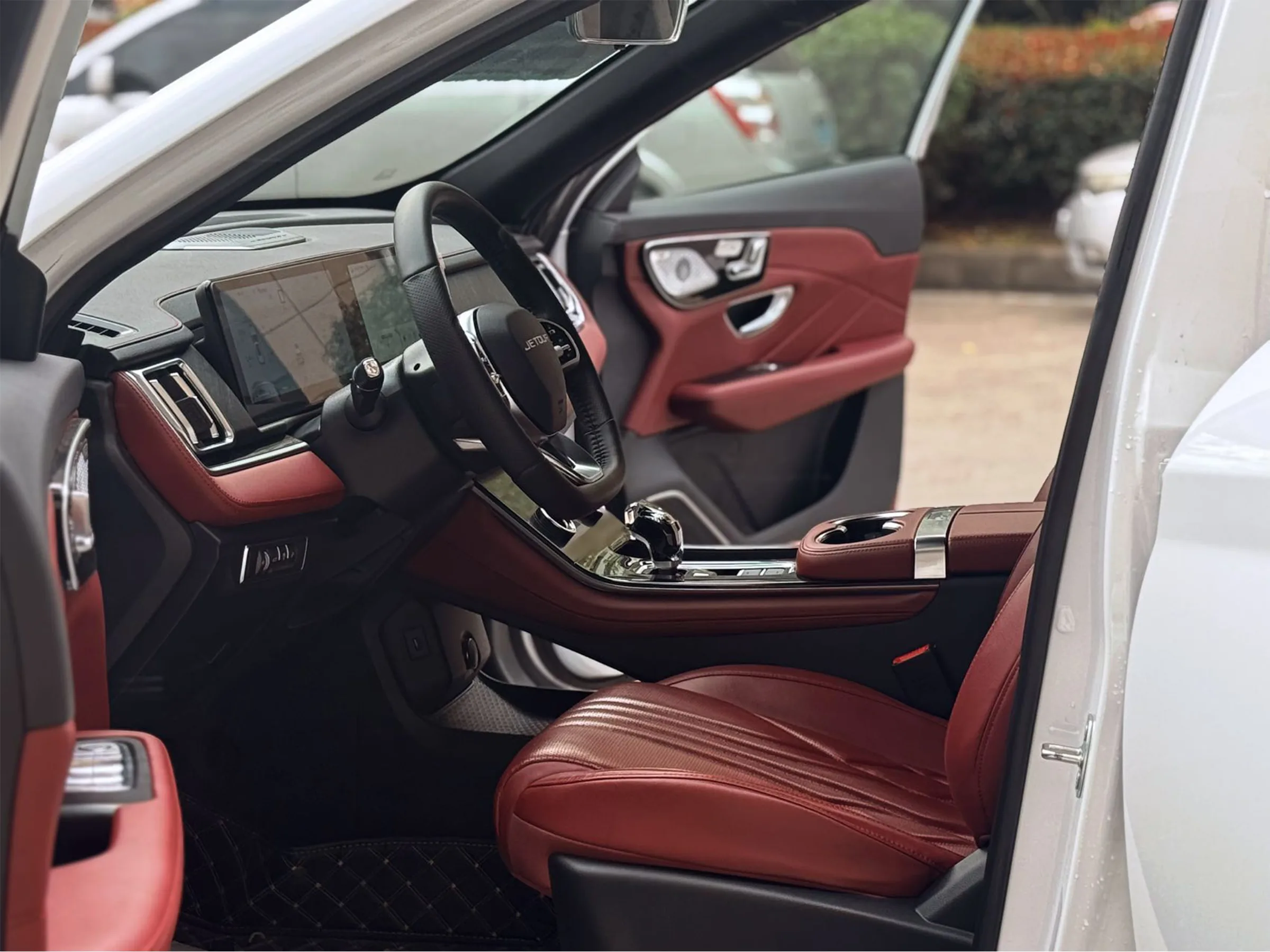 Jetour X70 Plus 2025 10