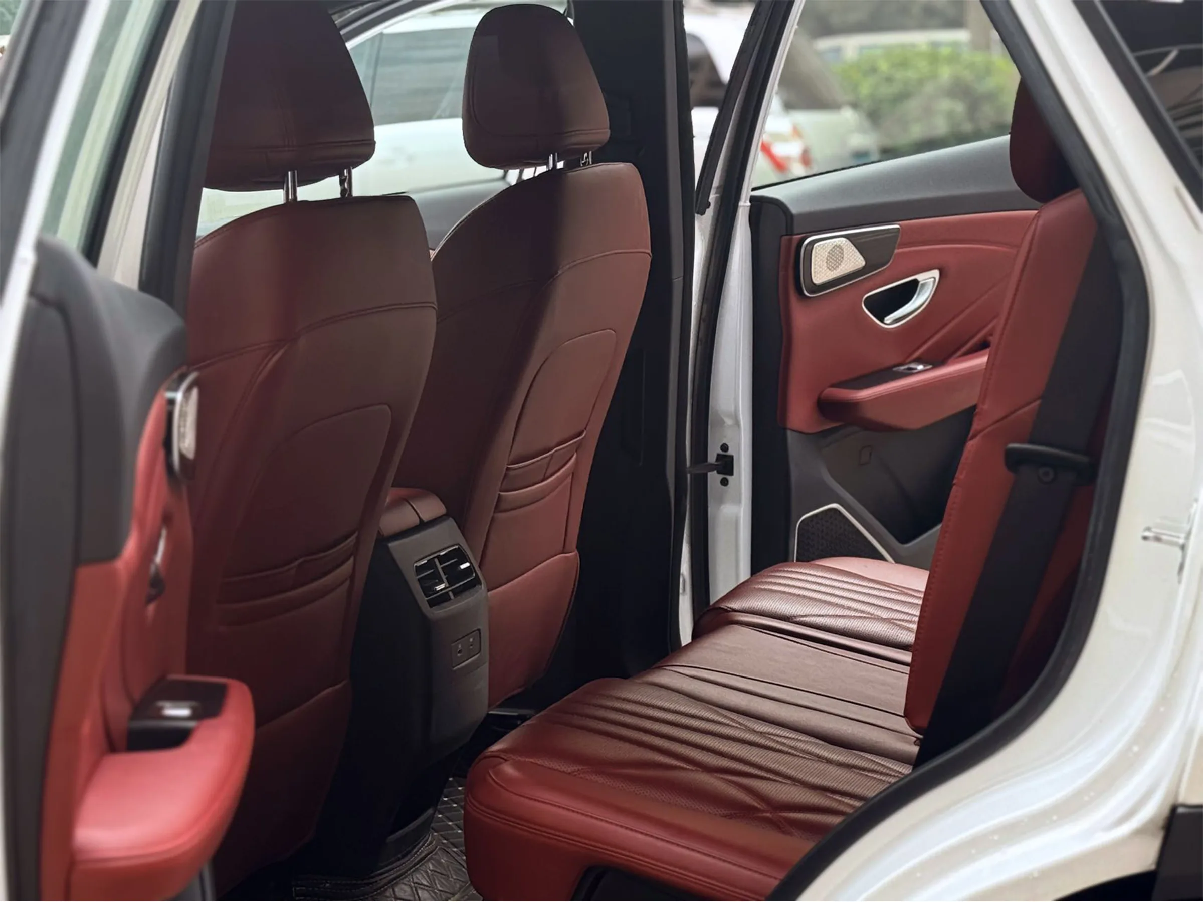 Jetour X70 Plus 2025 11