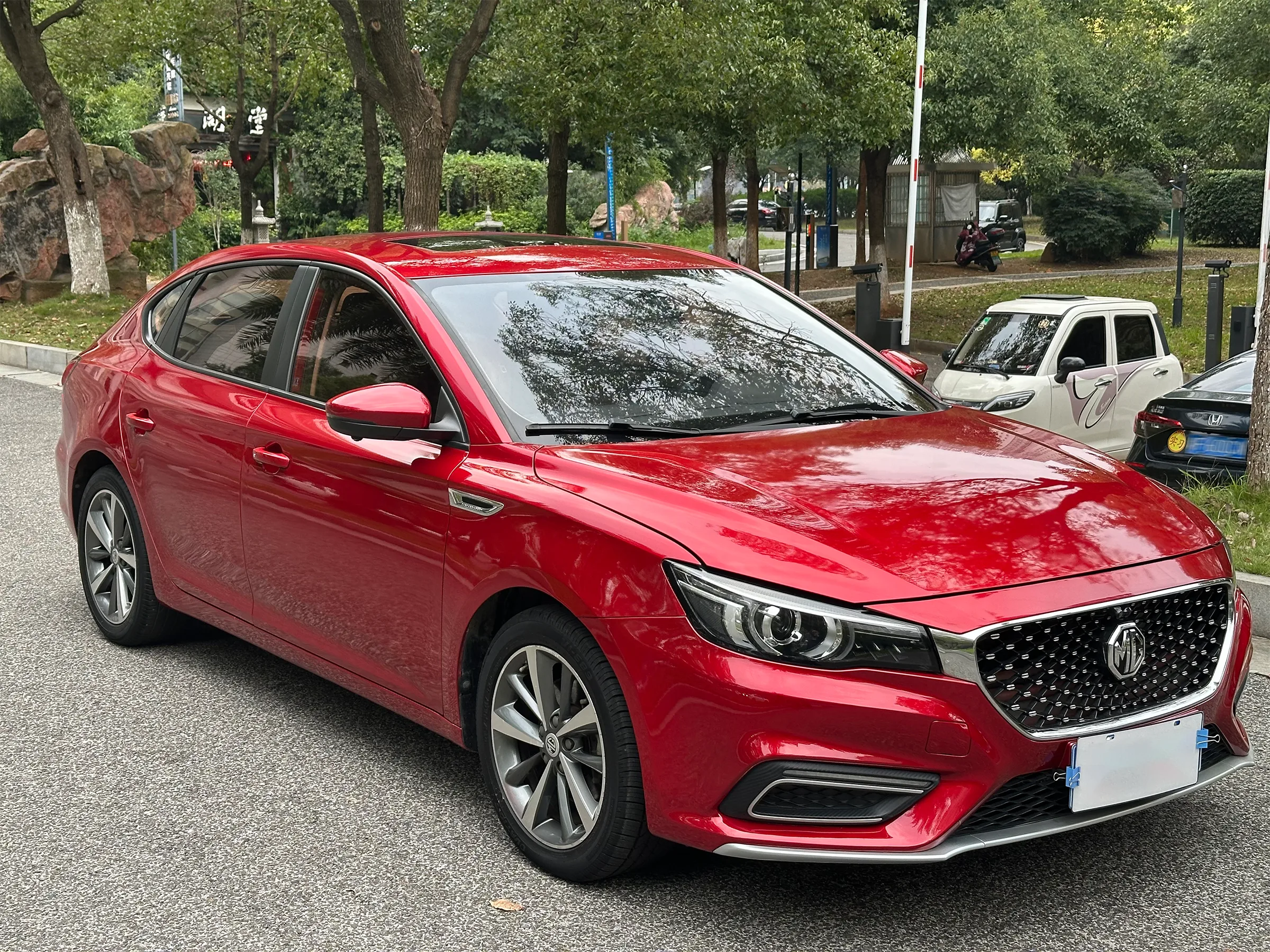 MG6 2019 20T DCT 3
