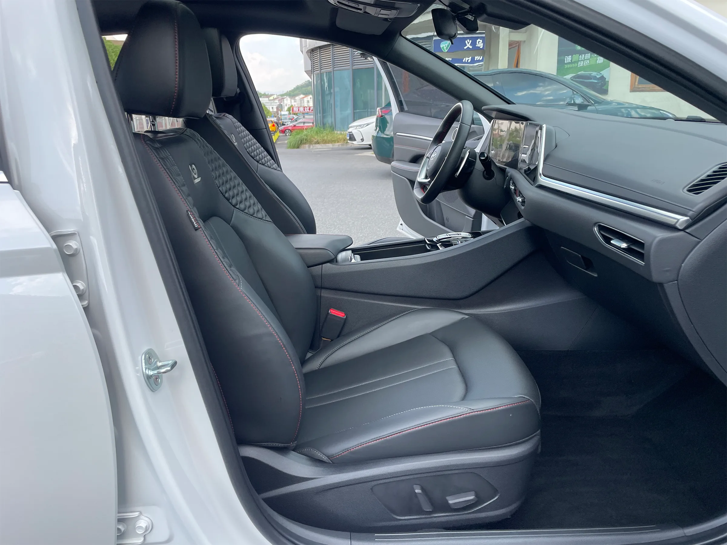 Sonata 2022 270TGDi 12