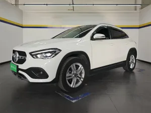 Benz GLA 2023 200