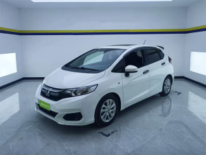 Honda Fit 2020 1.5L CVT Comfort Sunroof Edition