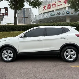 Nissan Qashqai 2022 2.0L CVT XV Smart Edition 4