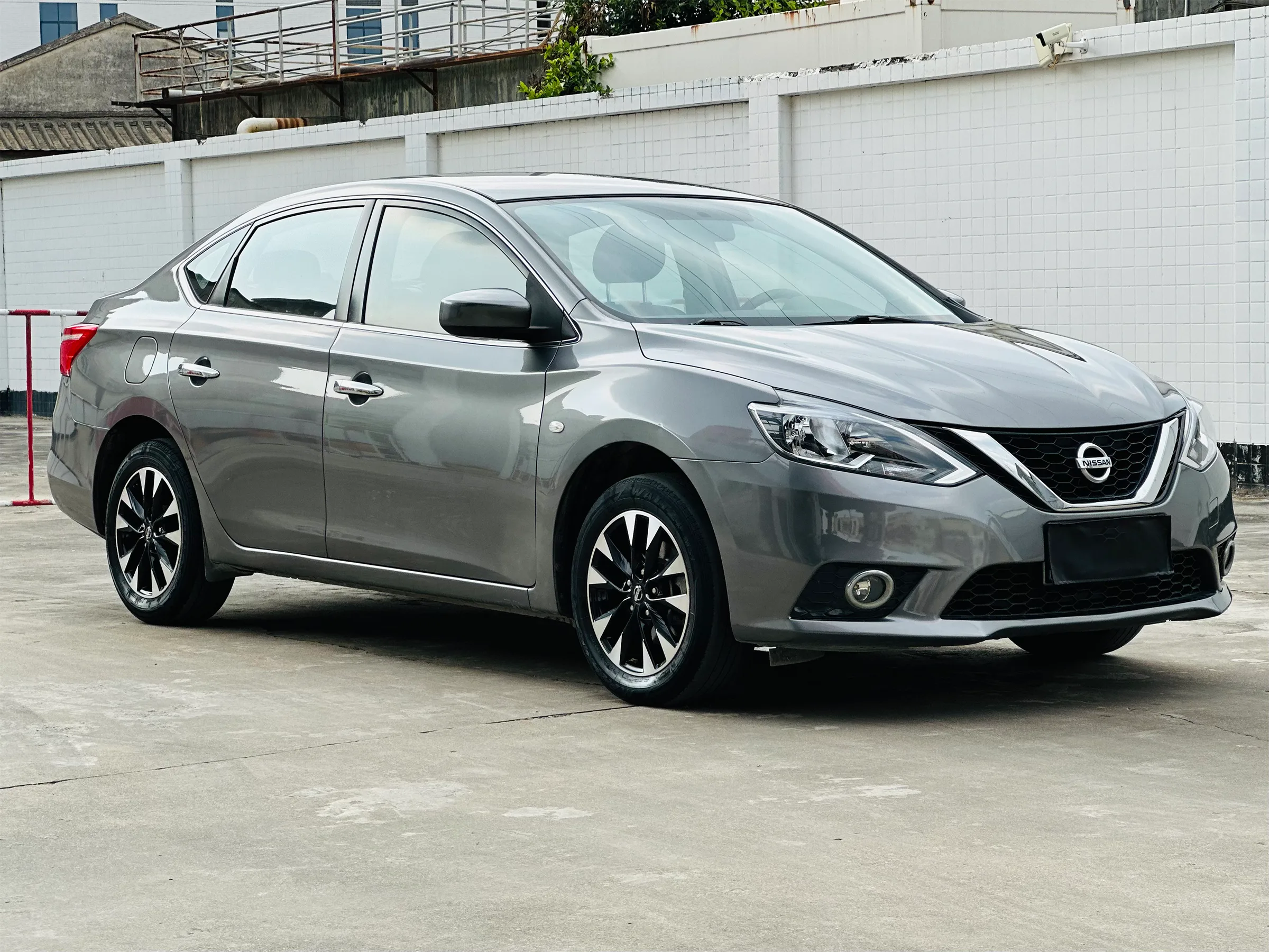 Nissan Sylphy 2021 Classic 1.6XE CVT Exclusive Edition 3