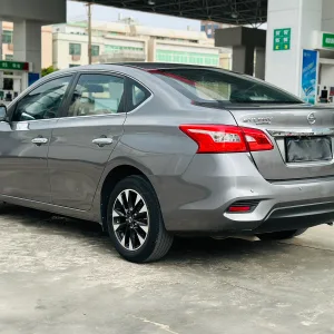 Nissan Sylphy 2021 Classic 1.6XE CVT Exclusive Edition 4