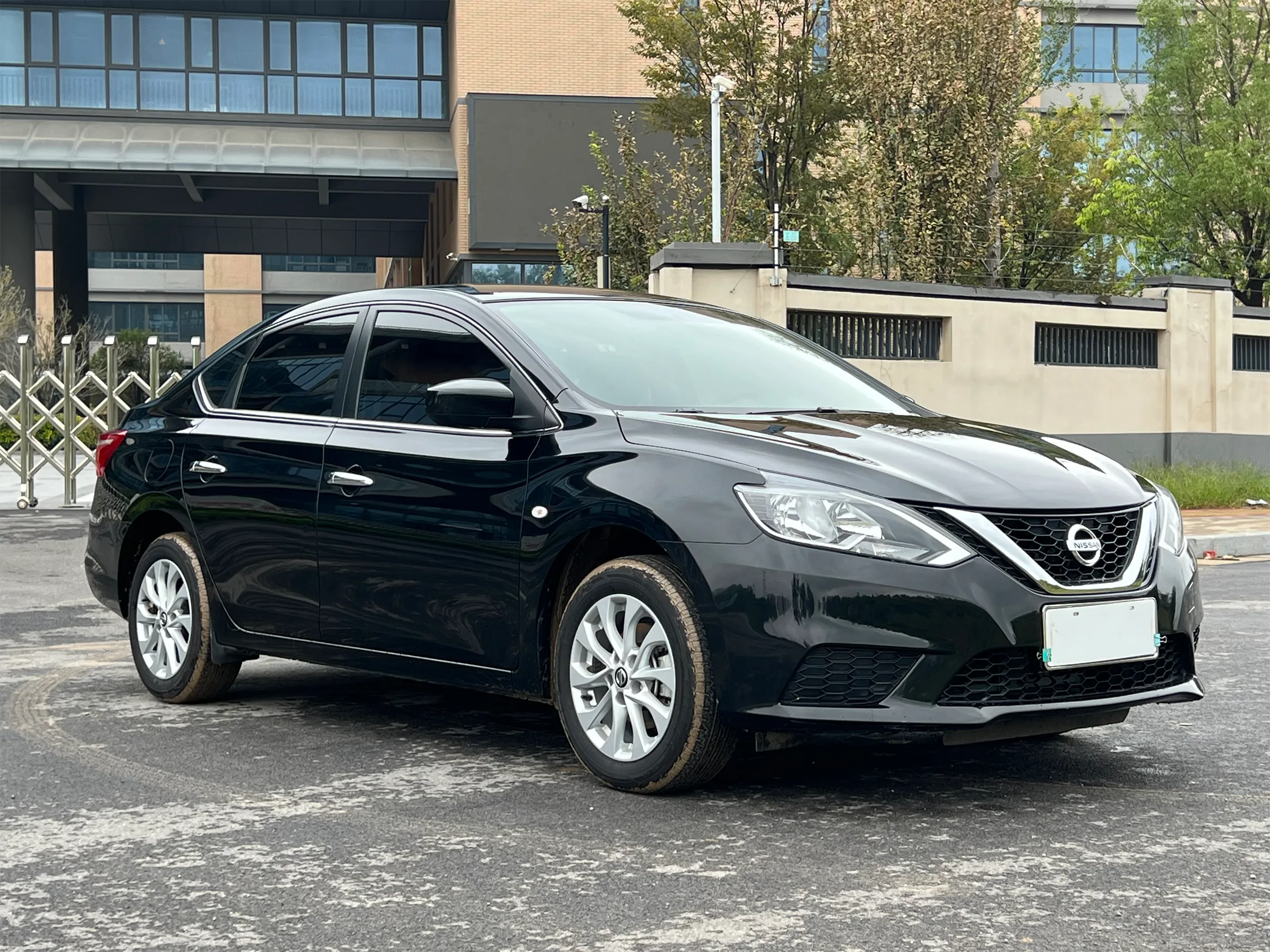 Nissan Sylphy 2022 1.6XE CVT Corporate Edition 3