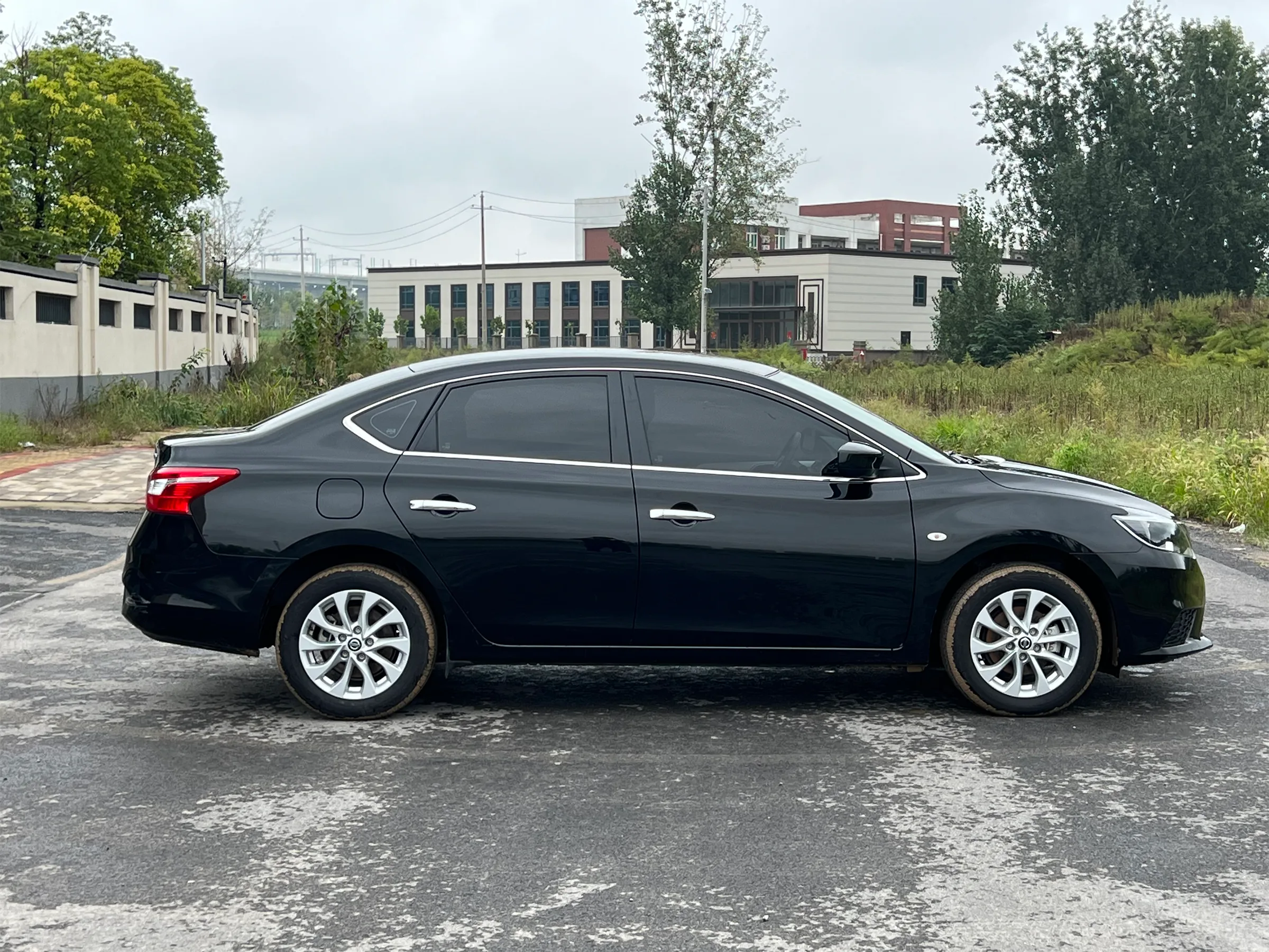 Nissan Sylphy 2022 1.6XE CVT Corporate Edition 7