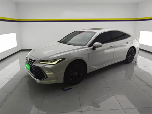 Toyota Avalon 2023 2.0L CVT XLE