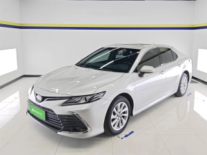 Toyota Camry 2021 2.0G