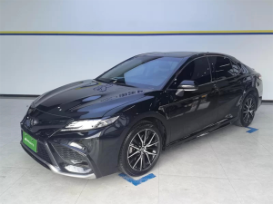 Toyota Camry 2021 2.0S