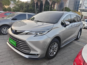 Toyota Sienna 2021 2.5L Hybrid Premium Edition