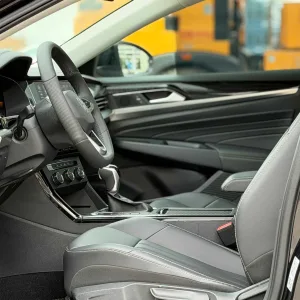 Volkswagen Passat 2023 280TSI Business Edition 10