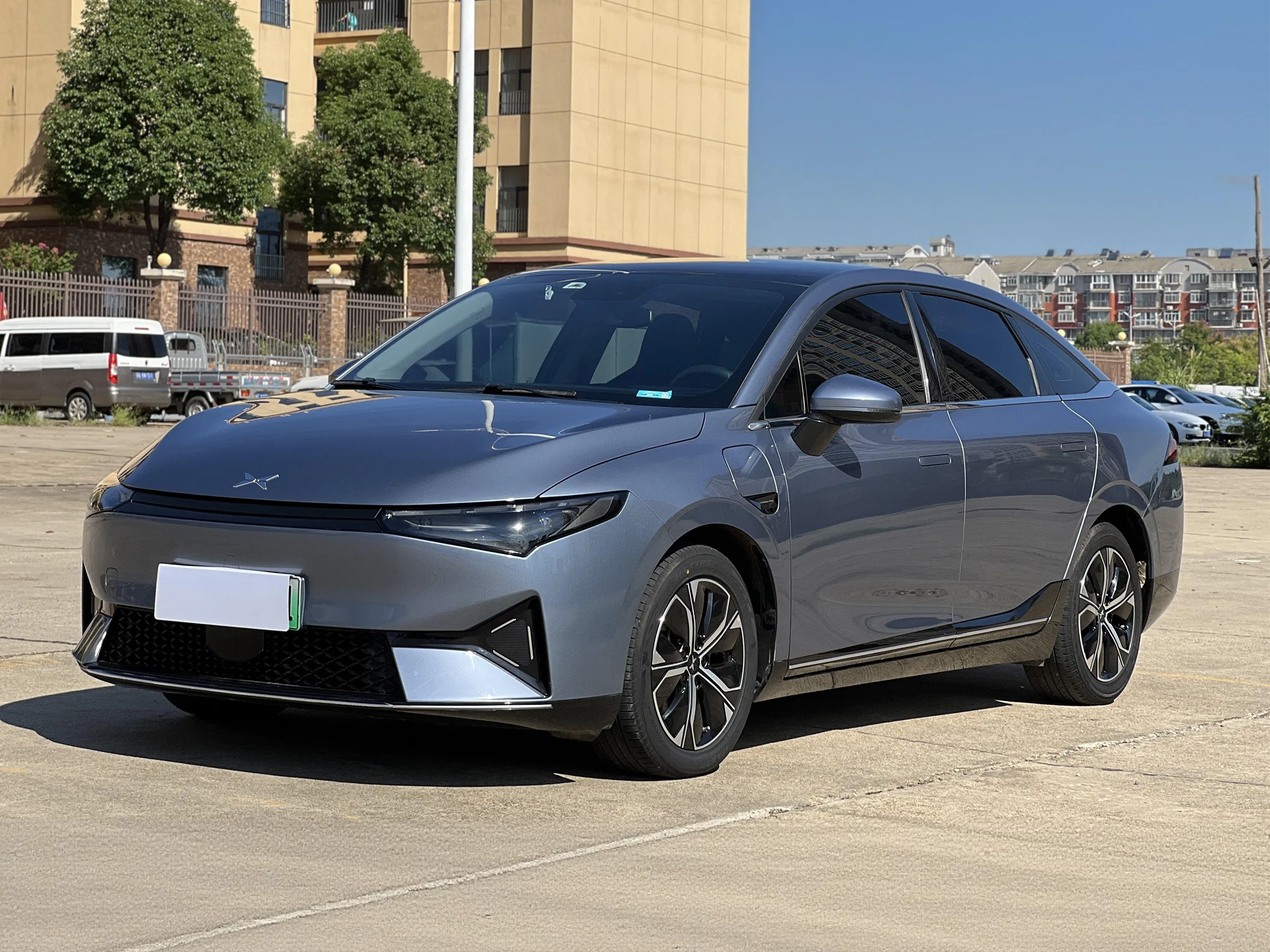 XPENG P5 2021 460G+ 1