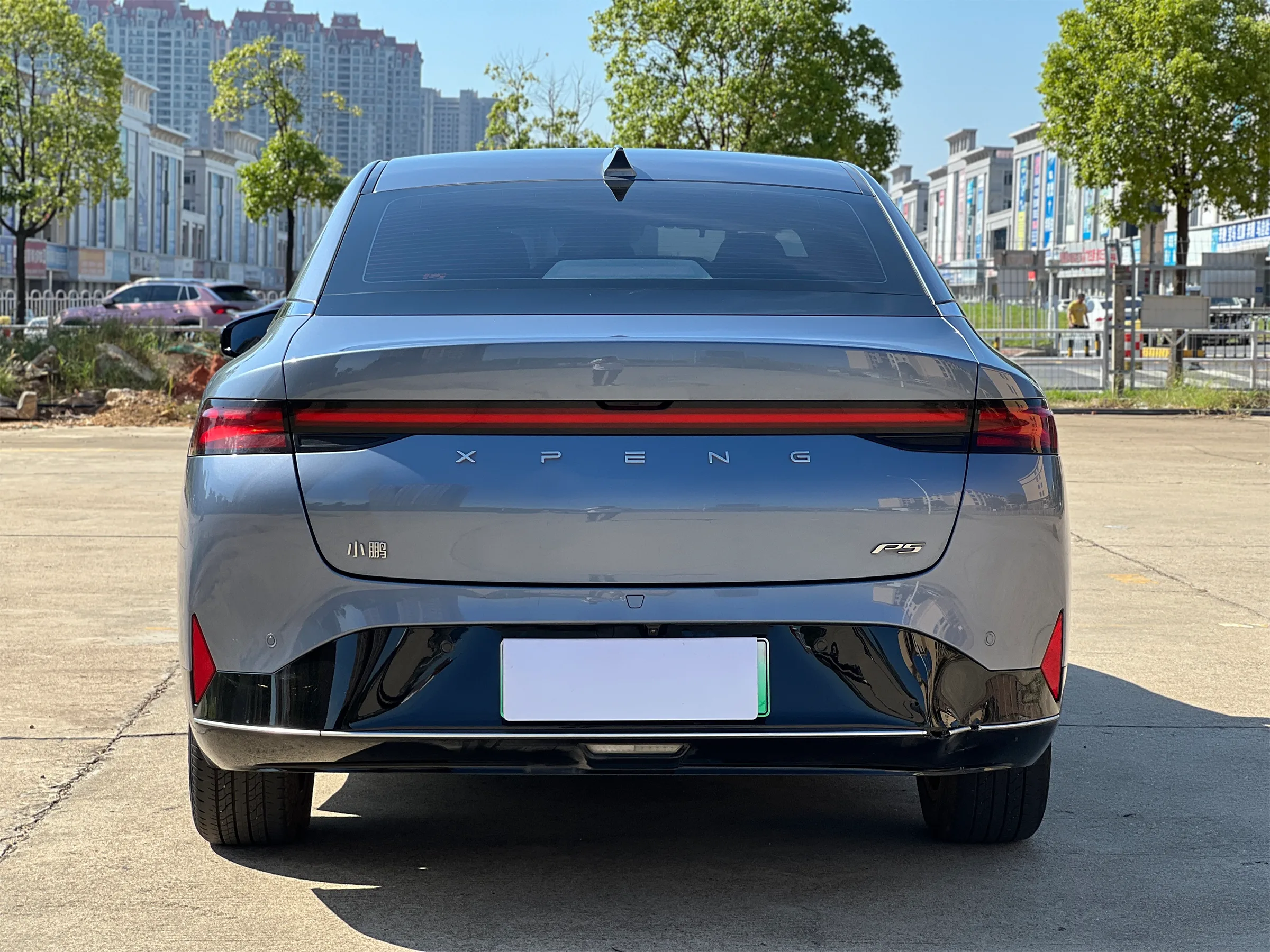 XPENG P5 2021 460G+ 5