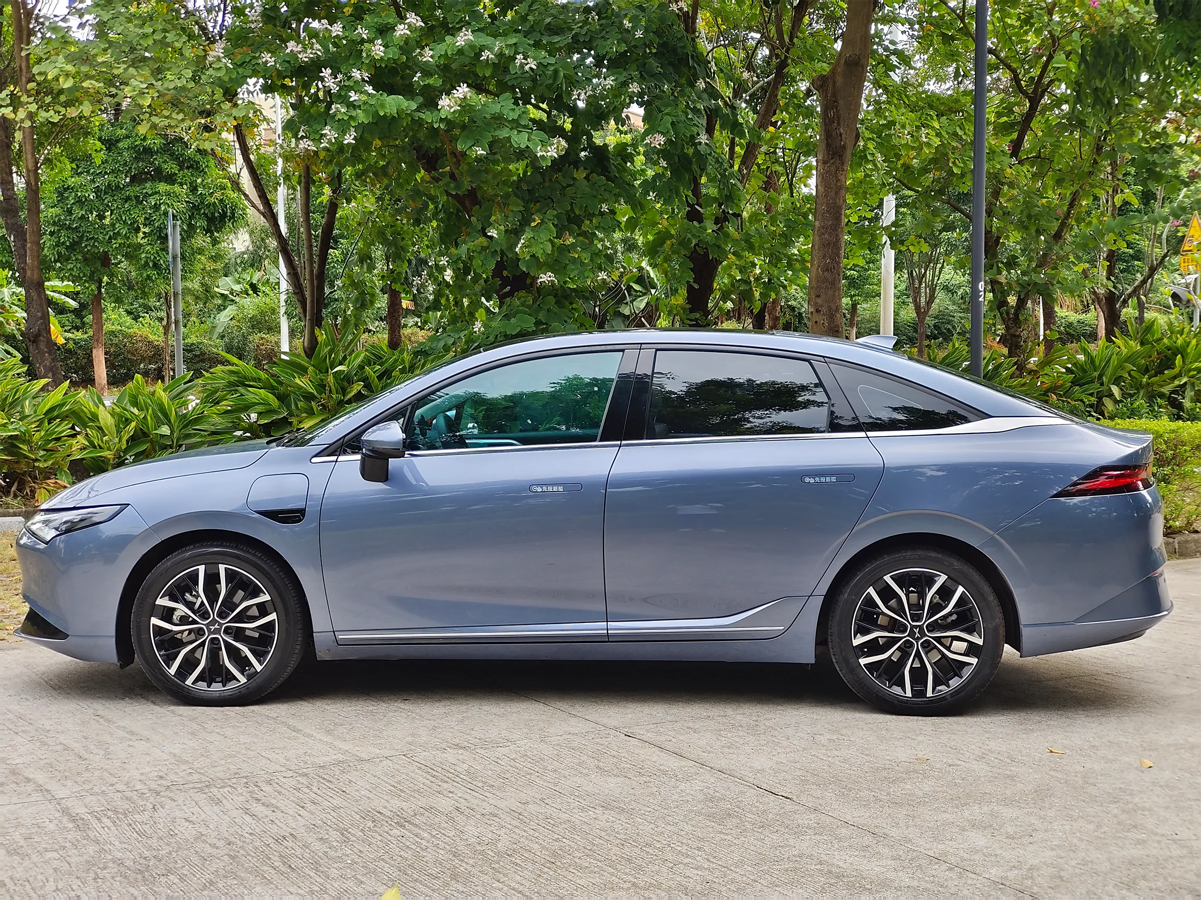 XPENG P5 2024 ZHIXING 6