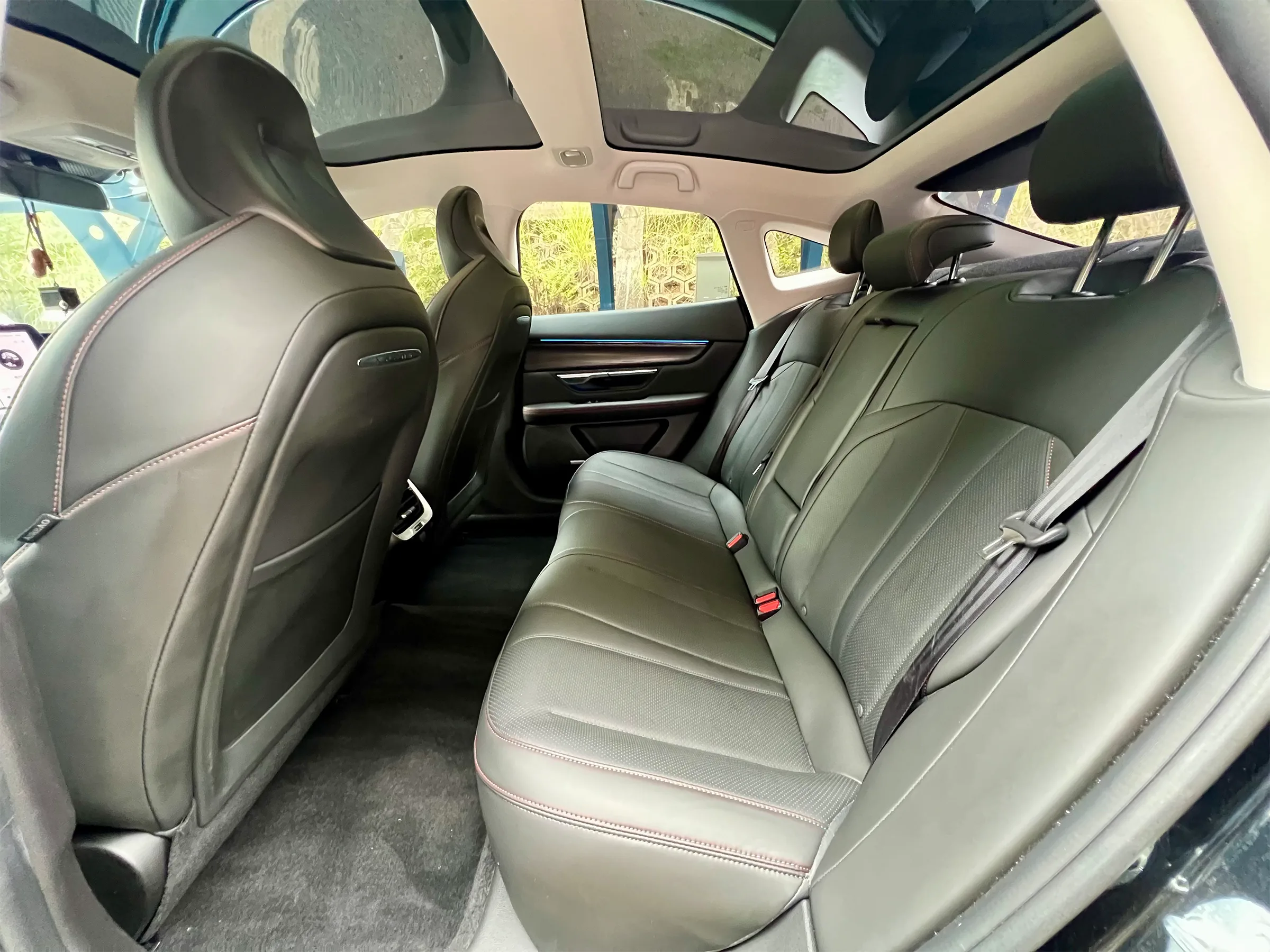 XPENG P7 2023 586E 11